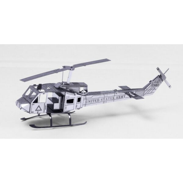 Metal Earth - Helikopter Bell UH-1 Huey - foto